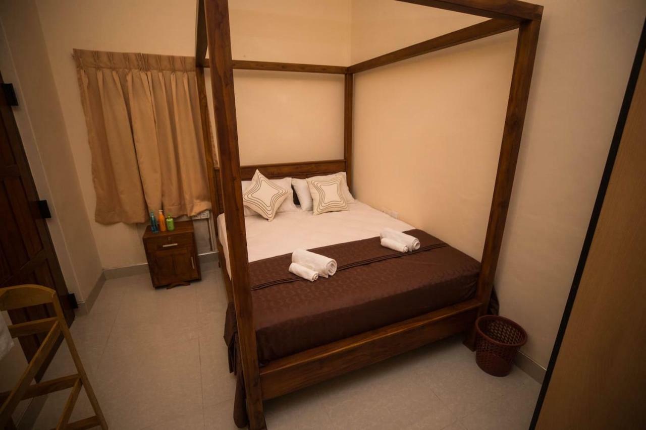 Neverbeen To Lagoon Town Apartment Batticaloa ภายนอก รูปภาพ
