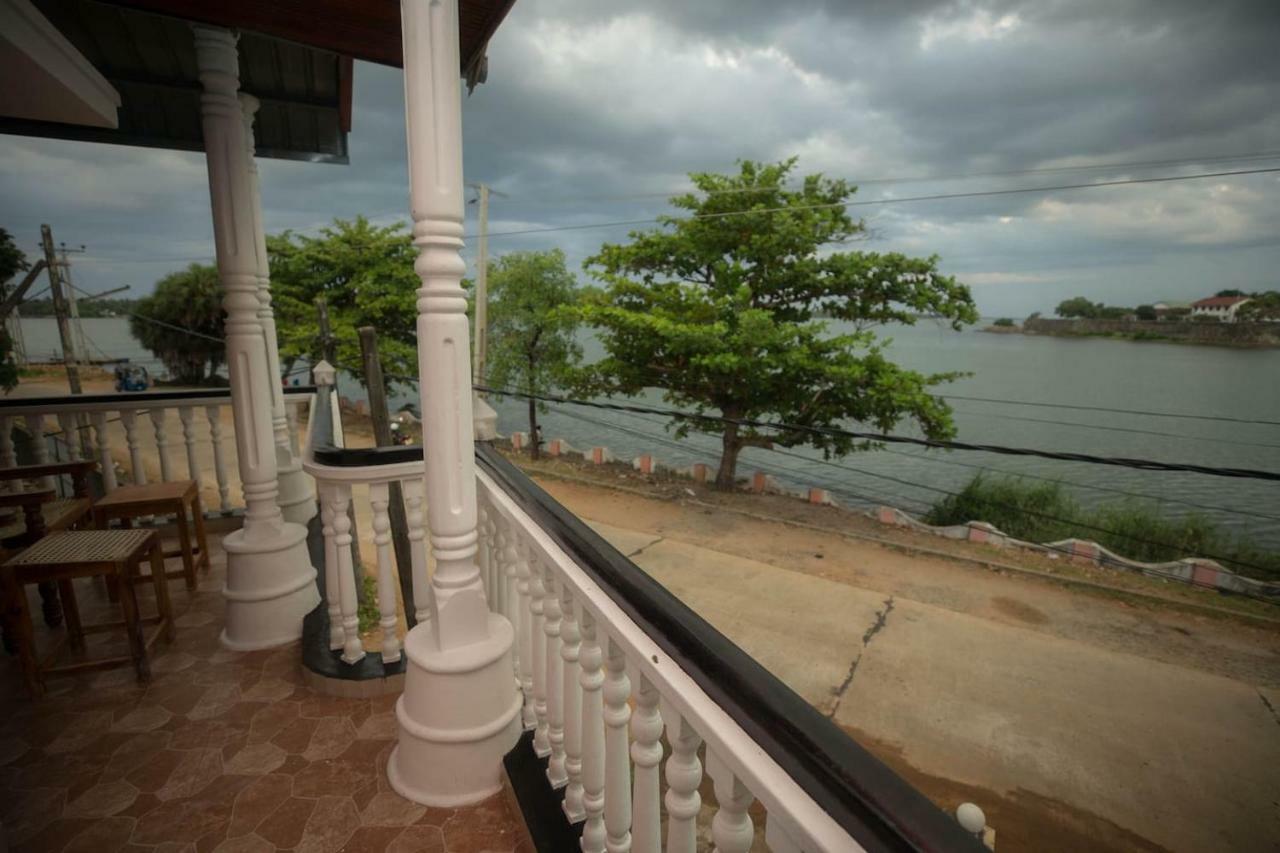 Neverbeen To Lagoon Town Apartment Batticaloa ภายนอก รูปภาพ