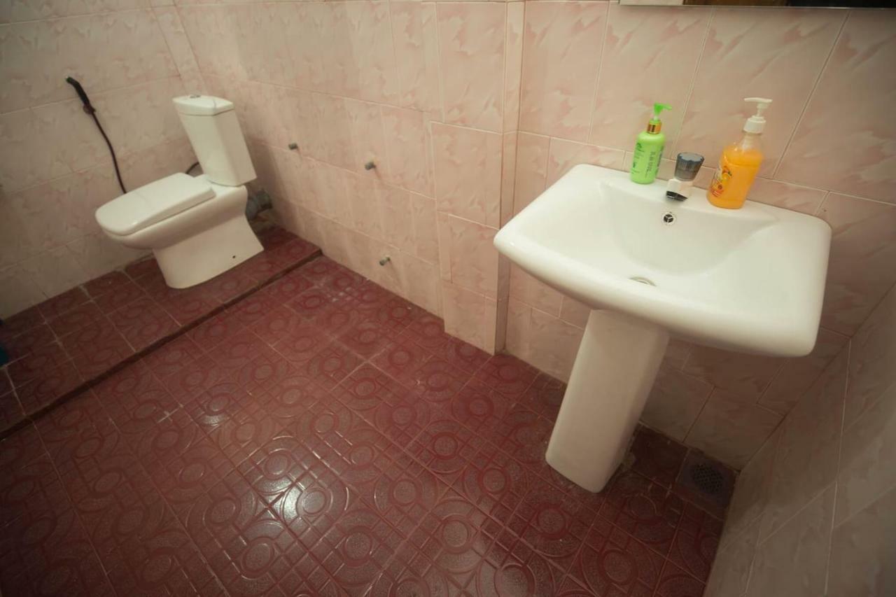 Neverbeen To Lagoon Town Apartment Batticaloa ภายนอก รูปภาพ