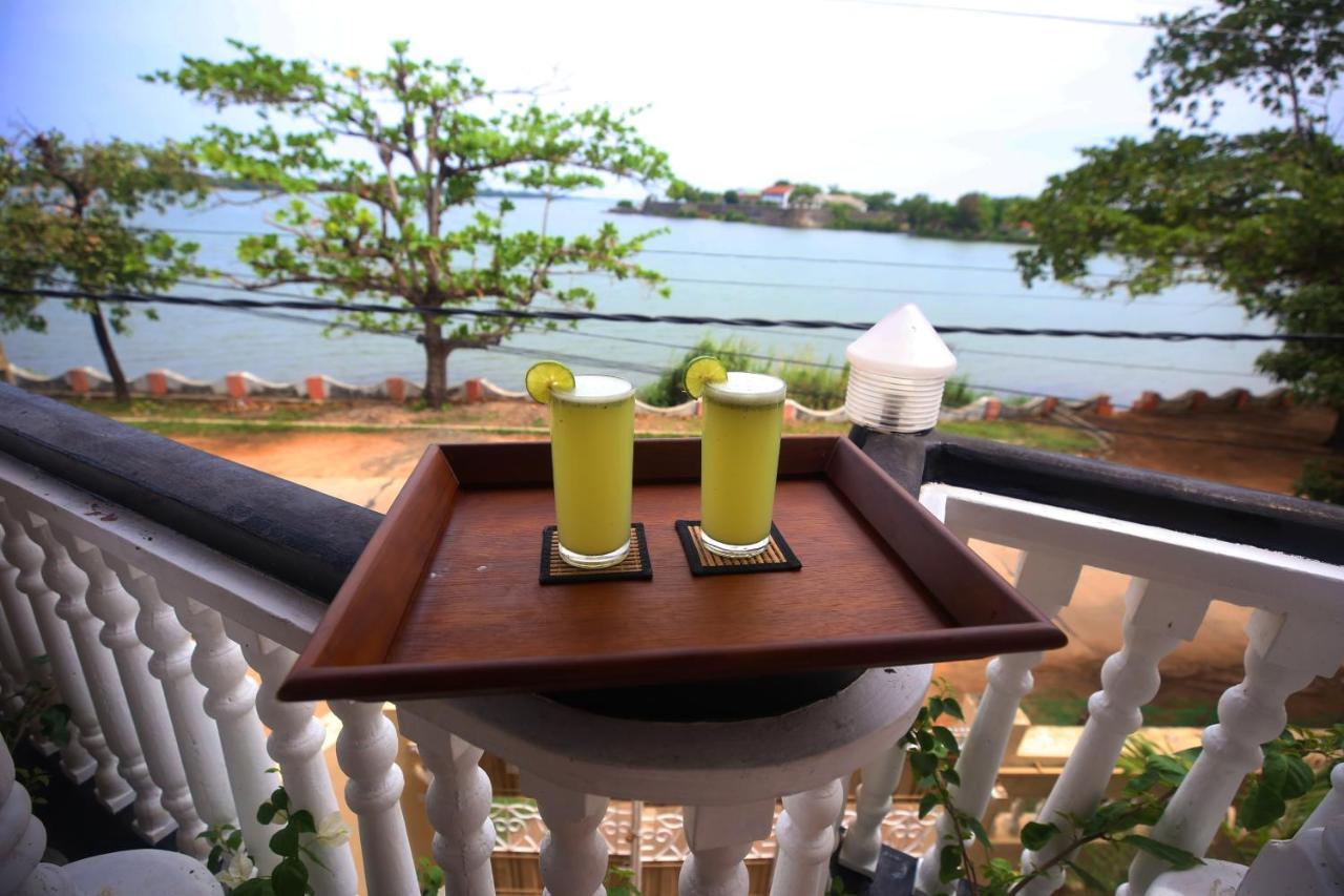 Neverbeen To Lagoon Town Apartment Batticaloa ภายนอก รูปภาพ